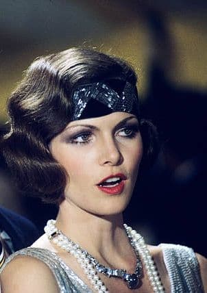 Lois Chiles as Jordan Baker